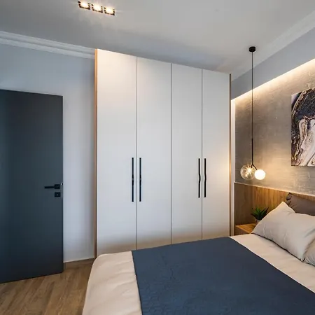 شقة Ares Penthouse سالونيك